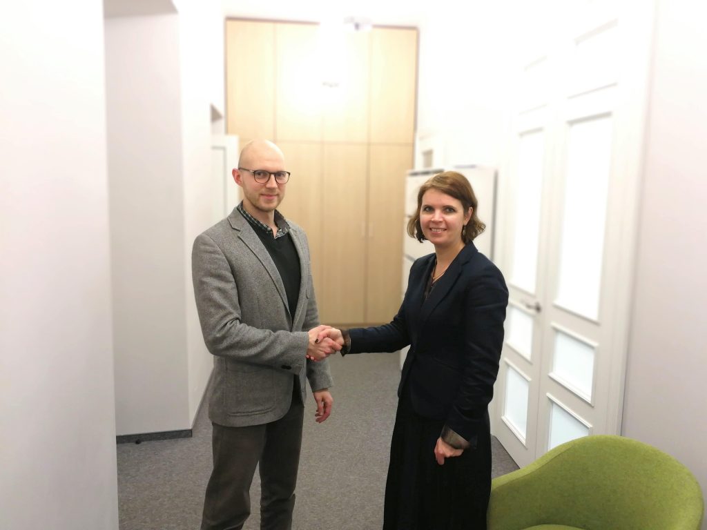 LNF prezidentė D. Juodkaitė ir VU Teisės klinikos direktorius Laurynas Totoraitis